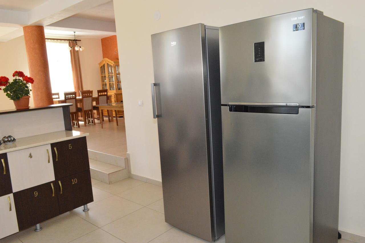 Casa Flora Hotel Sînmartin Kültér fotó